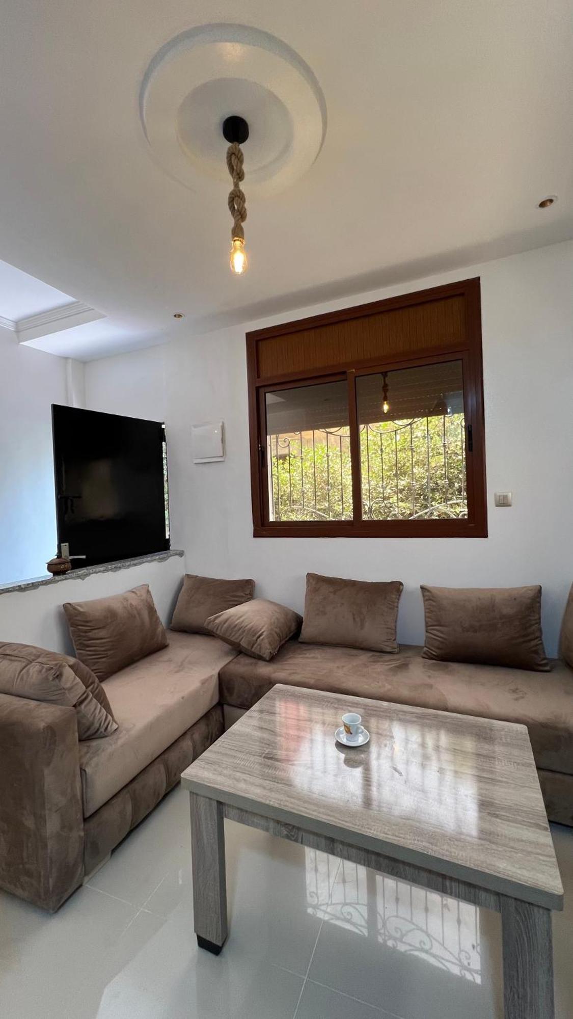 Comfy Surf House Apartment